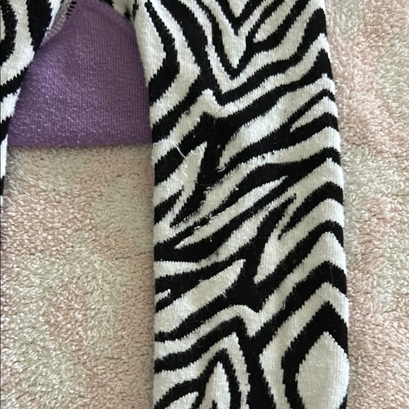 Bold Black and White Zebra Print Leggings - Picture 7 of 9